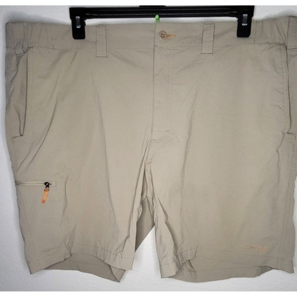 Orvis Mens XXL Khaki Tan Performance Utility Hiking Shorts Preppy and Coastal.